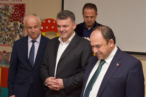 Karasu Anaokulu ve Zübeyde Hanım Anaokulunu ziyaret