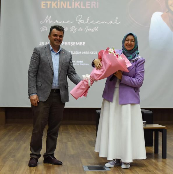Merve Gülcemal'den "Bir Zamanlar Biz de Gençtik" Söyleşisi  Büyük İlgi Gördü