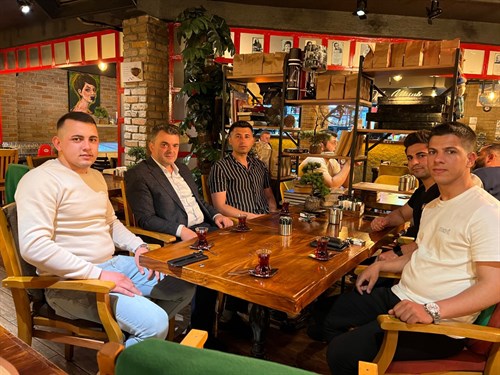 Karasu Belediye Başkanı İshak Sarı Gençlerle Sohbet Etti